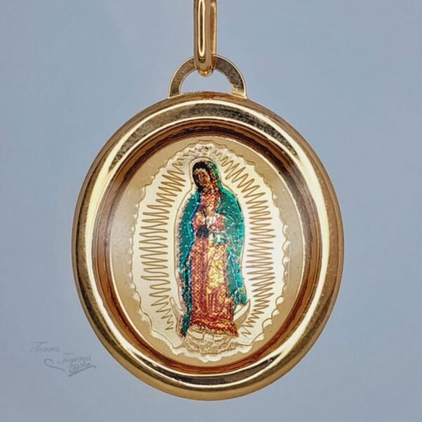 Medalla guadalupe con colores