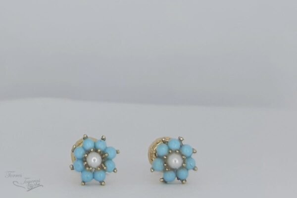 Topos flores con bolitas azules y blancas